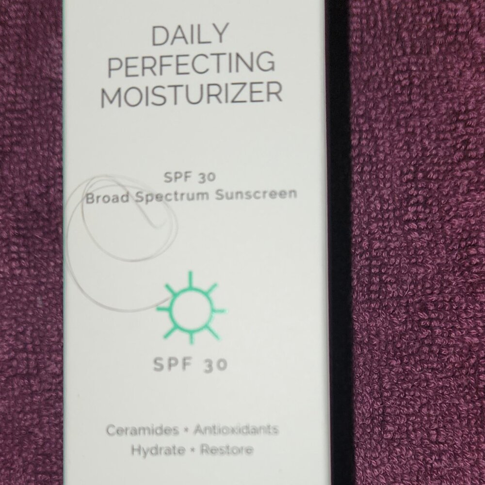 MDSolarSciences Daily Perfecting Moisturizer SPF 30 1.7 oz - NIB